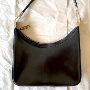 Trend is back! gucci buggette bag, barely used